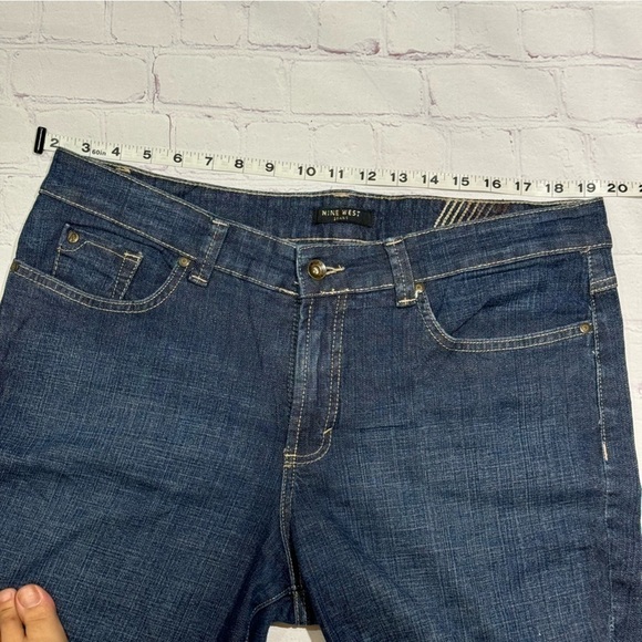 NINE WEST JEANS boot cut women’s denim pants Size 12/30 GUC - Picture 5 of 14